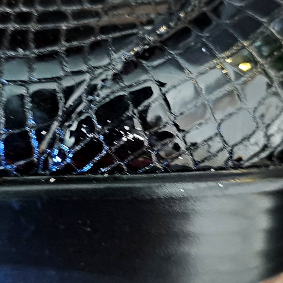 Flat Shoes - Picture 9 of 16